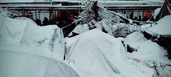 «Σφαλιάρα» από την Κομισιόν για την παγωμένη Μόρια: Υπεύθυνη η Ελλάδα για τις απάνθρωπες συνθήκες  Πηγή: «Σφαλιάρα» από την Κομισιόν για την παγωμένη Μόρια: Υπεύθυνη η Ελλάδα για τις απάνθρωπες συνθήκες