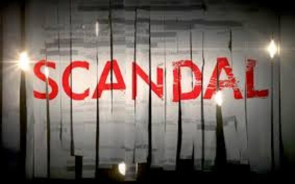 ΙΔΙΟΚΤΗΤΗΣ ΦΡΟΝΤΙΣΤΗΡΙΟΥ ΕΡΓΑΖΕΤΑΙ ΠΑΡΑΝΟΜΑ ΣΕ ΙΔ. ΣΧΟΛΕΙΟ ΤΟΥ ΠΕΙΡΑΙΑ ΣΤΕΡΩΝΤΑΣ ΩΡΕΣ ΑΠΟ ΕΚΠΑΙΔΕΥΤΙΚΟΥΣ ΑΟΡΙΣΤΟΥ ΧΡΟΝΟΥ ΜΕ ΜΕΙΩΜΕΝΟ ΩΡΑΡΙΟ – ΔΙΑΣΤΑΣΕΙΣ ΕΠΙΔΗΜΙΑΣ ΛΑΜΒΑΝΟΥΝ ΟΙ ΕΞΑΝΑΓΚΑΣΜΕΝΕΣ «ΠΑΡΑΙΤΗΣΕΙΣ» ΕΚΠΑΙΔΕΥΤΙΚΩΝ ΓΙΑ ΝΑ ΜΗ ΣΥΜΠΛΗΡΩΘΕΙ ΤΟ ΩΡΑΡΙΟ ΤΟΥΣ!