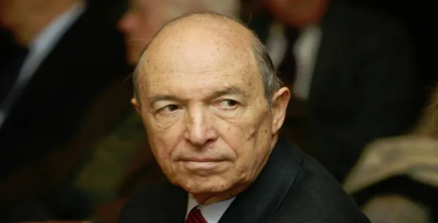 Σημίτης για κατάργηση Πανελλαδικών: Υποσχέσεις χωρίς μελέτη