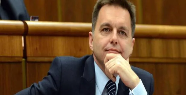 ΥΠΟΙΚ Σλοβακίας: «Δεν διατίθεμαι να πληρώσω για την παραμονή του ΔΝΤ στην Ελλάδα»