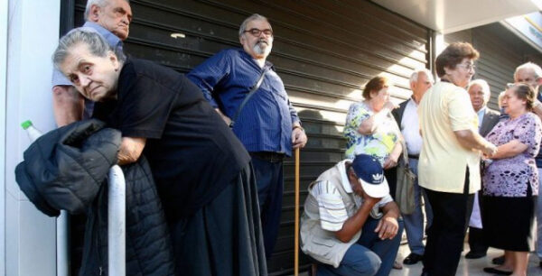 Χάνονται ένας μισθός ή μια σύνταξη με το νέο “πακέτο μέτρων Τσακαλώτου” μέσα στο 2019