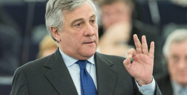 Ταγιάνι: Ένα Grexit θα προκαλούσε μεγάλη ζημιά στην Ευρώπη