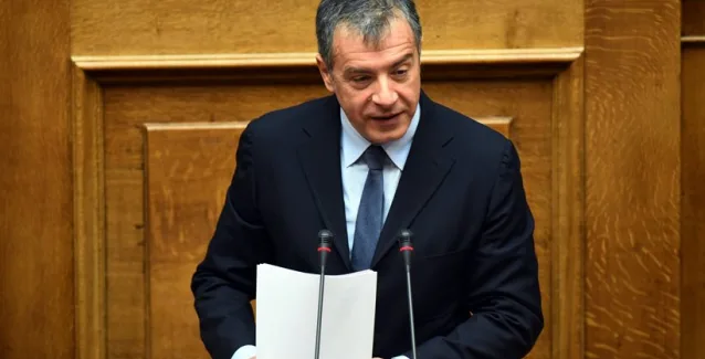Θεοδωράκης: Βρέθηκαν τρεις λογαριασμοί του Γιάννου Παπαντωνίου στην Ελβετία