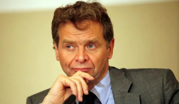 Βόμβες Τόμσεν: Σε 20 χρόνια θα επιστρέψει η Ελλάδα στα προ κρίσης επίπεδα