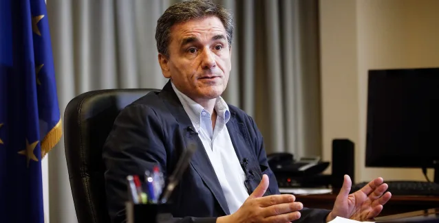 Πυρ και μανία ο Τσακαλώτος  με το ΔΝΤ για την μείωση του αφορολόγητου και των συντάξεων