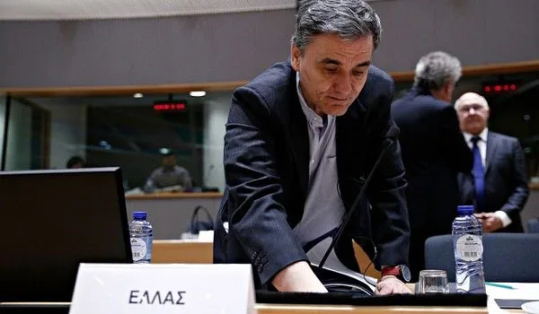 Eurogroup: Μέτρα τώρα, συμφωνία τον Απρίλιο. Πού βάζουν νερό στο κρασί τους