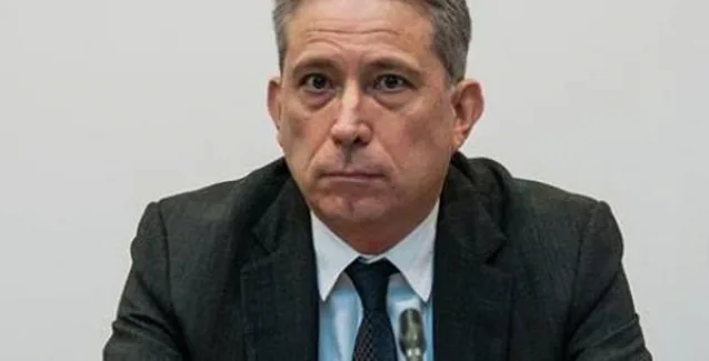 Χρυσόγονος για διαπραγμάτευση: Θα μας φτάσουν με το πιστόλι στον κρόταφο