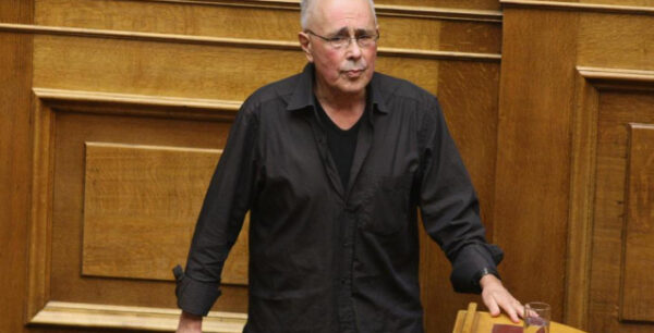 O Ζουράρις για τις αποσπάσεις των εκπαιδευτικών στο εξωτερικό