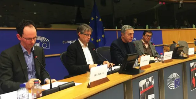 «Όπλο» κατά της διαφθοράς οι πληροφοριοδότες δημοσίου συμφέροντος
