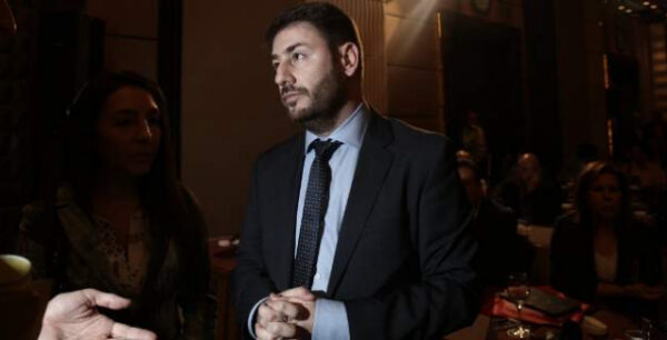 «Απαράδεκτη η υποβάθμιση των πτυχίων των καλλιτεχνικών σπουδών» λέει ο κ. Ανδρουλάκης