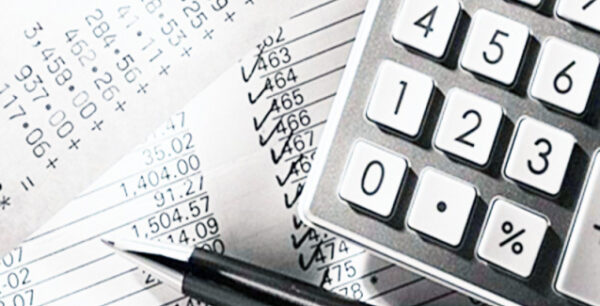 Ποοσοχή: Τέλος οι χάρτινες αποδείξεις στην Εφορία – Τι θα πρέπει να συλλέγουμε τώρα για το αφορολόγητο;