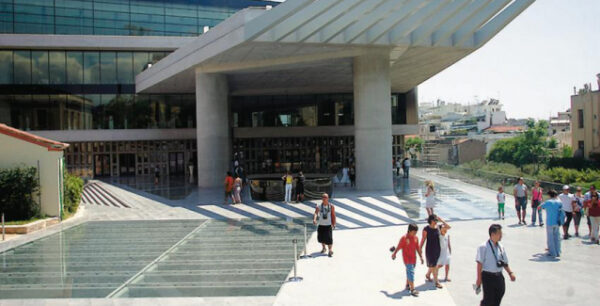 Προσλήψεις έκτακτου προσωπικού από το υπουργείο Πολιτισμού για τη θερινή περίοδο