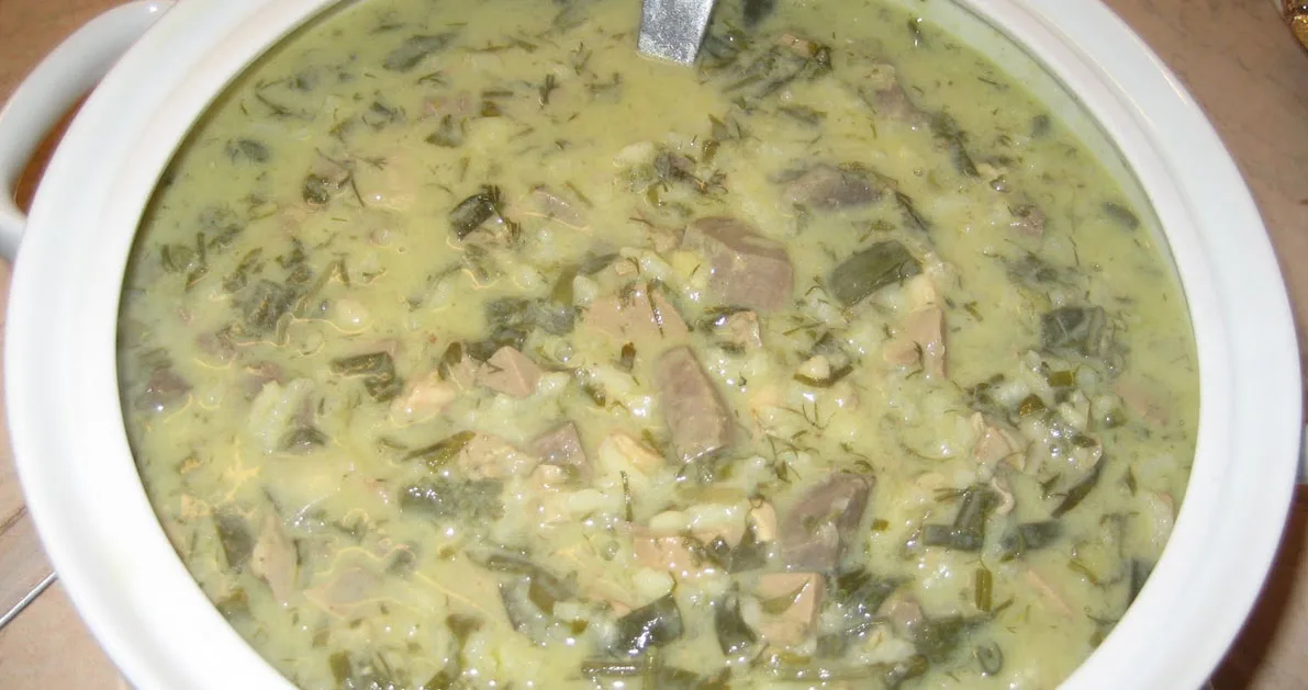 Γιατί τρώμε μαγειρίτσα μετά την Ανάσταση