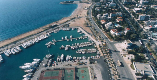 Στο “μάτι” των Τούρκων ακίνητα σε Γλυφάδα, Βούλα, Π. Φάληρο, Βάρκιζα