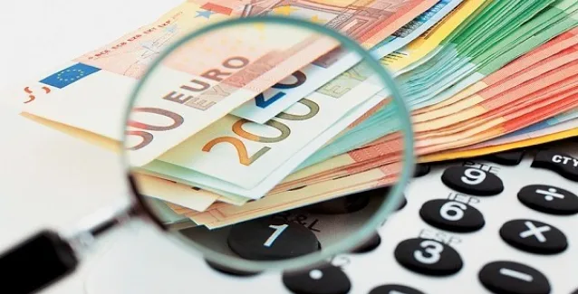 Νέο εφιαλτικό σενάριο με το αφορολόγητο στα 5.636 ευρώ: Τι θα ισχύσει για μισθωτούς, συνταξιούχους και αγρότες