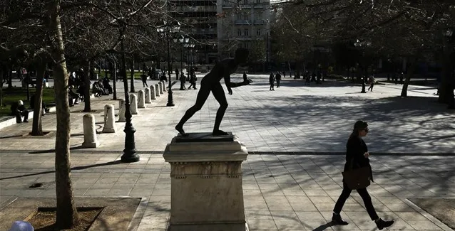 Handelsblatt: Η στασιμότητα θυμίζει το πρώτο μισό του 2015