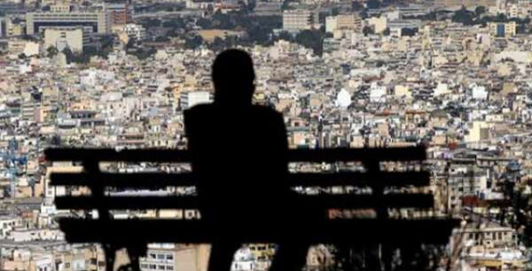 Στα όρια της φτώχειας ζει ένας στους δύο ιδιωτικούς υπαλλήλους