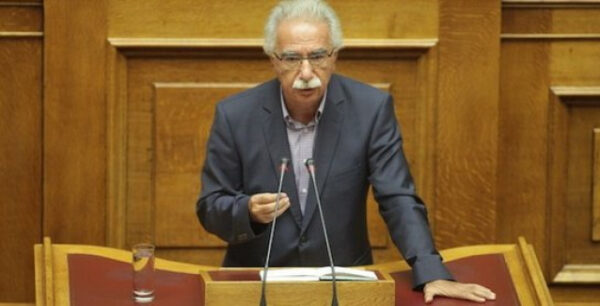 Γαβρόγλου για αλλαγές στο Λύκειο: Λιγότερες εξετάσεις με περισσότερες διδακτικές ώρες