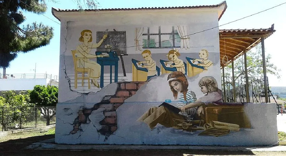 Εντυπωσιακό Graffiti Στολίζει Το 3ο Δημοτικό Σχολείο Φιλιατρών