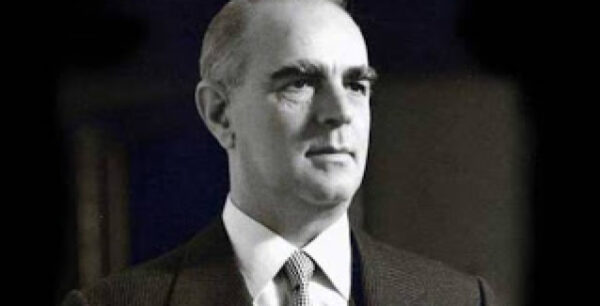 Σαν σήμερα το 1998 έφυγε από τη ζωή ο Κωνσταντίνος Καραμανλής