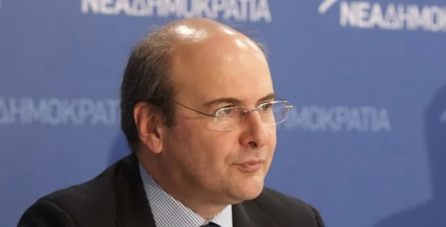 Χατζηδάκης: «Το πρόβλημα με τα «κόκκινα» δάνεια θα γίνει ακόμη χειρότερο»