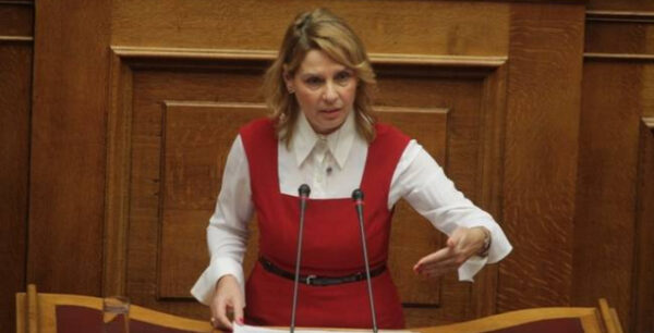 Επίκαιρη Ερώτηση της Κατ. Παπακώστα για τις Καισαρικές Τομές