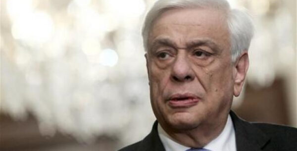 Παυλόπουλος για τους νεκρούς του Χιούι: Ας είναι η θυσία τους κορυφαία παρηγοριά για τις οικογένειές τους