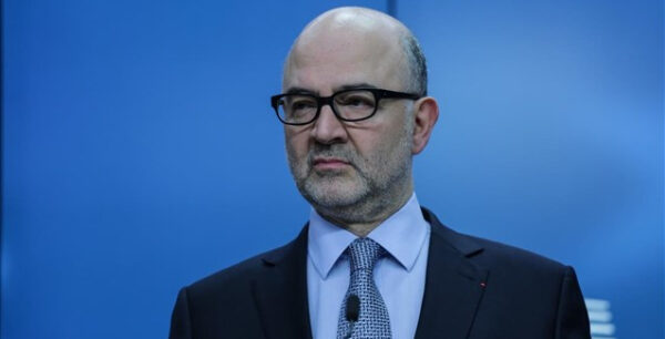 Μοσκοβισί: Η Κομισιόν θα πιέσει για συμφωνία στο Eurogroup