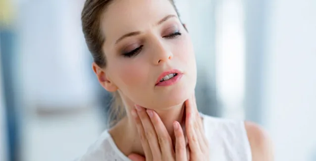 Πονόλαιμος: Πότε πρέπει να επισκεφθείτε το γιατρό