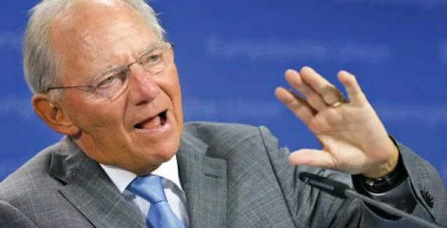 Επιμένει ο Σόιμπλε: Πρώτα τα μέτρα, μετά το χρέος