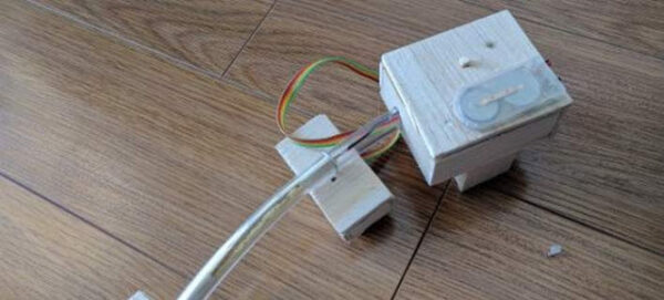 Θεσσαλονικιός μαθητής έφτιαξε συσκευή για κατ’ οίκον μέτρηση της σκολίωσης, χωρίς ακτινογραφία