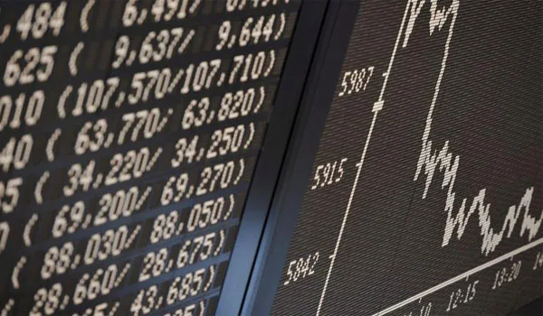 Οι ξαφνικές εκλογές στη Βρετανία έριξαν το ελληνικό χρηματιστήριο