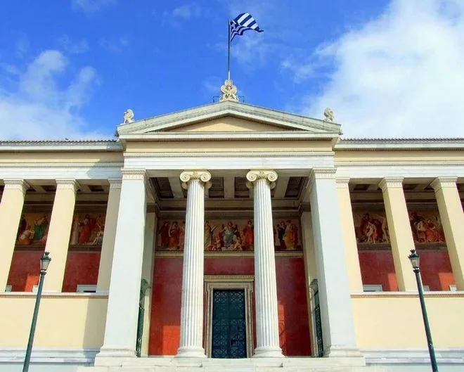 Πανελλαδικές εξετάσεις: Τί λέει πρώην πρύτανης του ΕΜΠ για την κατάργησή τους