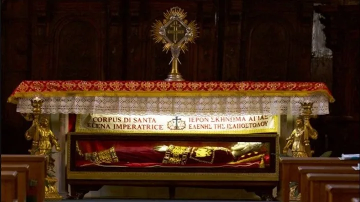 Για πρώτη φορά στην Ελλάδα το σκήνωμα της Αγίας Ελένης