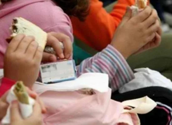 Μη προσμέτρηση της ώρας σίτισης σε αναπληρωτές στη Γ’ Αθήνας