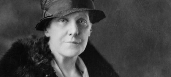 Γιορτή της Μητέρας 2017: Ποιά είναι η γυναίκα που καθιέρωσε τη γιορτή