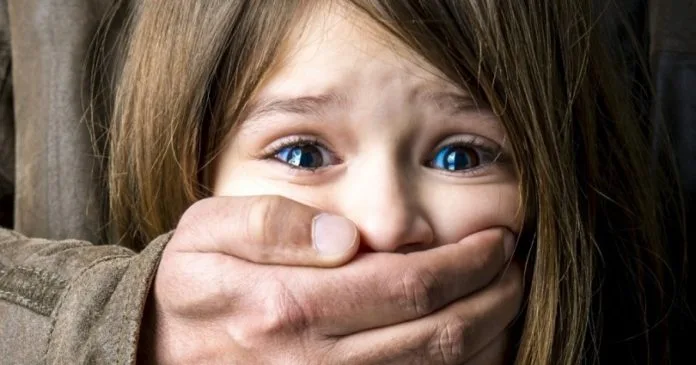 Οι 10 κανόνες ασφαλείας που όλοι οι γονείς πρέπει να διδάξουν στα Παιδιά τους