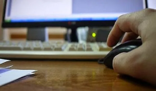 Ποιά καταστήματα θα βγάζουν άδεια με ένα κλικ