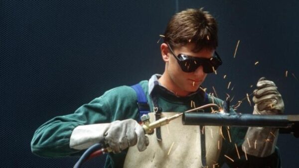 Τί αλλάζει σε εγγραφές και φοίτηση μαθητών ΕΠΑΛ