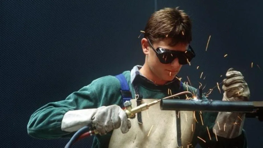 Τί αλλάζει σε εγγραφές και φοίτηση μαθητών ΕΠΑΛ