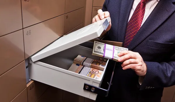 Ξεκινούν οι ηλεκτρονικές κατασχέσεις θυρίδων, μετοχών και αμοιβαίων