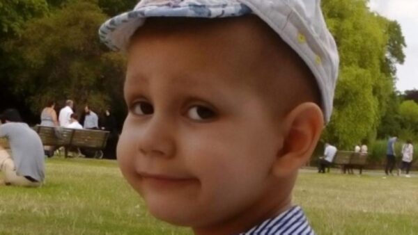 «Μια χώρα που καταρρέει συγκέντρωσε μέσα σε λίγες ώρες σχεδόν 500.000 ευρώ για ένα παιδί»