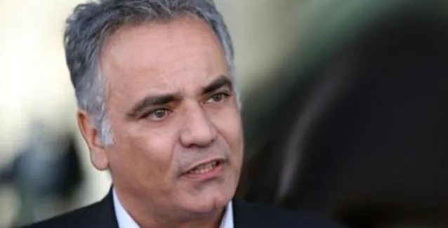 Μόνιμες προσλήψεις 2.500 ατόμων προανήγγειλε ο Σκουρλέτης