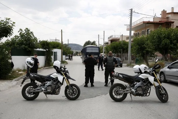 Μενίδι Θάνατος μαθητή από σφαίρα: Η μεγάλη έρευνα για να βρεθεί ο δολοφόνος