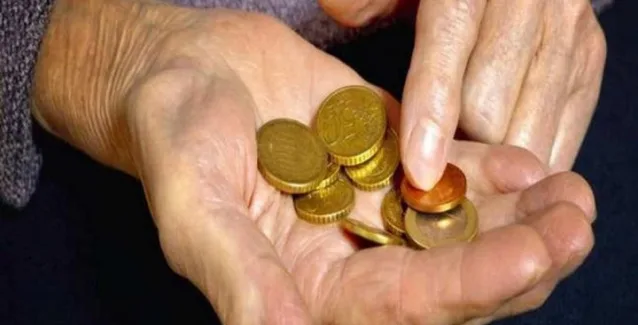 Έχεις εισόδημα; Μείωση στην σύνταξη!