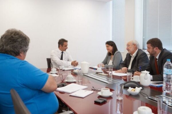 Μητσοτάκης: Πισωγύρισμα το νομοσχέδιο Τσίπρα – Γαβρόγλου