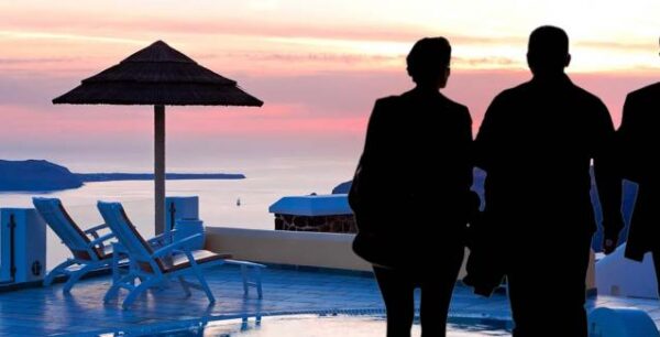 Αιφνίδιες έφοδοι εφοριακών: 14.500 έλεγχοι το καλοκαίρι σε Αργοσαρωνικό και Αιγαίο