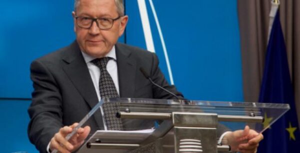 Ρέγκλινγκ: Πιθανή η επιστροφή της Ελλάδας στις αγορές εντός του έτους