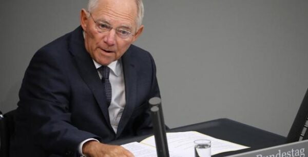 Μέτρα ελάφρυνσης του χρέους μετά το 2018 «βλέπει» ο εκπρόσωπος του Σόιμπλε