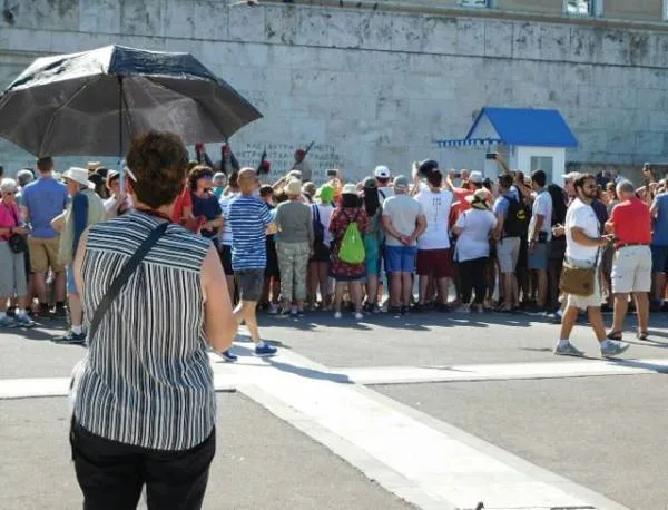 Κουντουρά: Η Σχολή Ξεναγών της Αθήνας ανοίγει πάλι μετά από 7 χρόνια